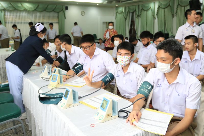 โรงเรียนเทพศิรินทร์ จัดการตรวจสุขภาพนักเรียน ระดับชั้นมัธยมศึกษาปีที่ 1-6 ประจำปีการศึกษา 2566