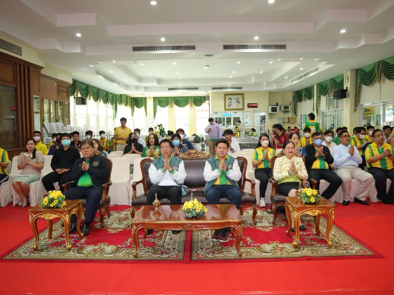 กิจกรรมทำบุญเนื่องในวันพระใหญ่ ณ ห้องประชุมเทิดพระเกียรติ โรงเรียนเทพศิรินทร์