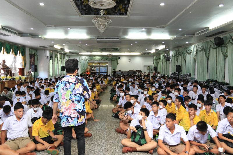 โรงเรียนเทพศิรินทร์ ร่วมกิจกรรมพิเศษ Mansome School tour 2023 : บูสความดูดี #น้ามาสอน