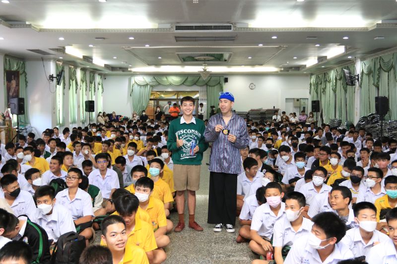 โรงเรียนเทพศิรินทร์ ร่วมกิจกรรมพิเศษ Mansome School tour 2023 : บูสความดูดี #น้ามาสอน