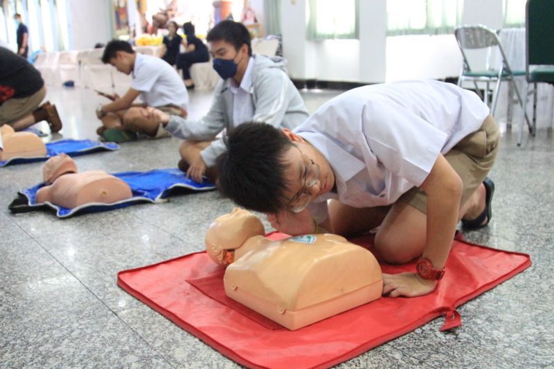 การจัดอบรมการปฐมพยาบาล และช่วยชีวิตขั้นพื้นฐาน ภายใต้โครงการ “BDMS อบรมการช่วยชีวิต”