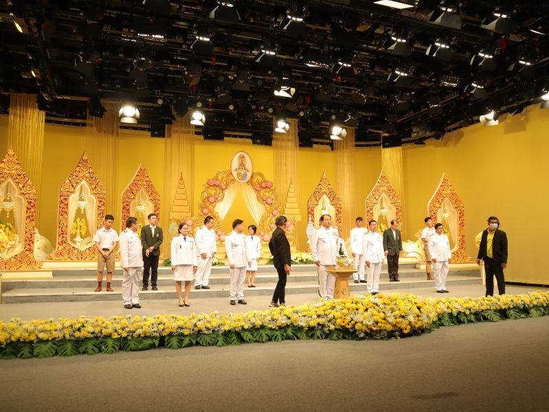 โรงเรียนเทพศิรินทร์ บันทึกเทปถวายพระพรชัยมงคล  เนื่องในวันเฉลิมพระชนมพรรษา พระบาทสมเด็จพระเจ้าอยู่หัว