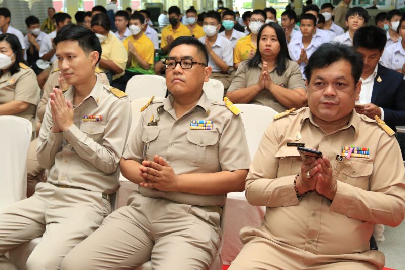 กิจกรรมทำบุญเนื่องในวันพระใหญ่ ณ ห้องประชุมเทิดพระเกียรติ โรงเรียนเทพศิรินทร์