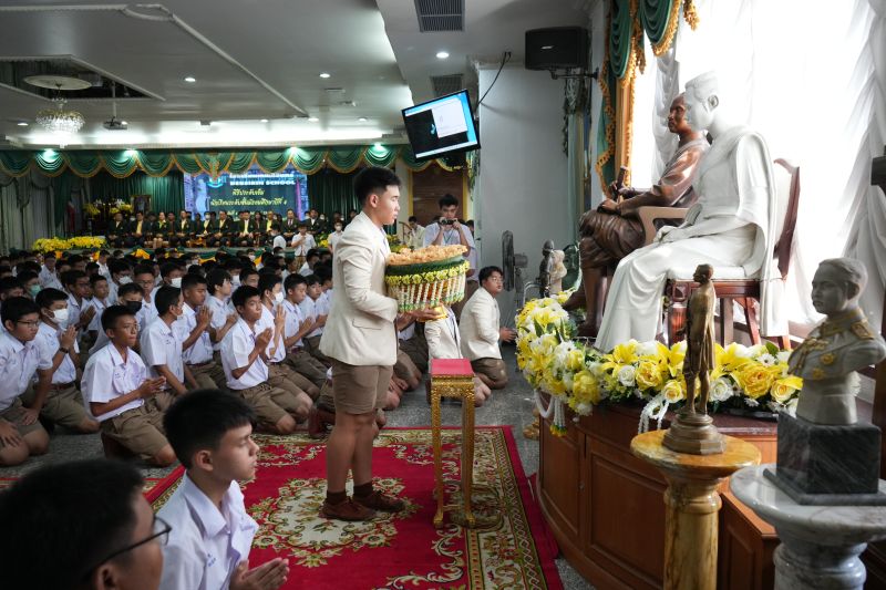 โรงเรียนเทพศิรินทร์ จัดกิจกรรมพิธีประดับเข็ม  แก่นักเรียนระดับชั้น ม.4 ปีการศึกษา 2566 รุ่น 140