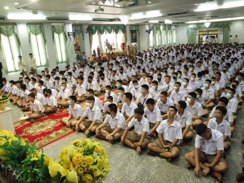 โรงเรียนเทพศิรินทร์ จัดกิจกรรมพิธีประดับเข็ม  แก่นักเรียนระดับชั้น ม.4 ปีการศึกษา 2566 รุ่น 140