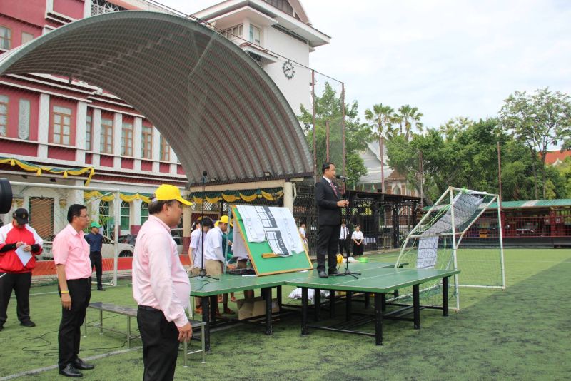 ผู้อำนวยการเขตพื้นที่การศึกษามัธยมศึกษา กรุงเทพมหานคร เขต 1  ตรวจเยี่ยมการจัดการเรียนการสอน ถวายมุทิตาสักการะ พระธรรมวชิรปาโมกข์