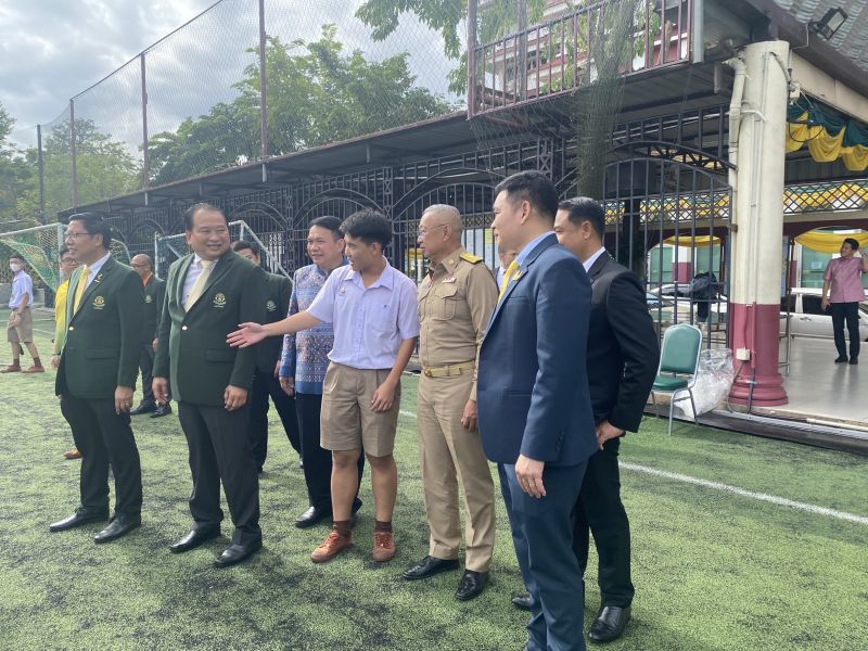 รัฐมนตรีว่าการกระทรวงศึกษาธิการ เข้ากราบสักการะท่านเจ้าประคุณสมเด็จพระธีรญาณมุนี