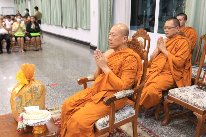 พิธีมอบประกาศนียบัตรสำหรับนักเรียนที่สอบได้ธรรมศึกษา ชั้นตรี โท เอก ประจำปีการศึกษา 2566