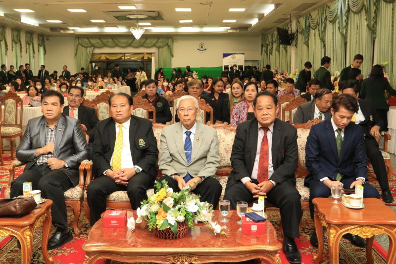 ชาวเทพศิรินทร์แสดงความยินดีและจัดพิธีต้อนรับ  รองผู้อำนวยการ โรงเรียนเทพศิรินทร์ เนื่องในโอกาสเข้ารับตำแหน่ง