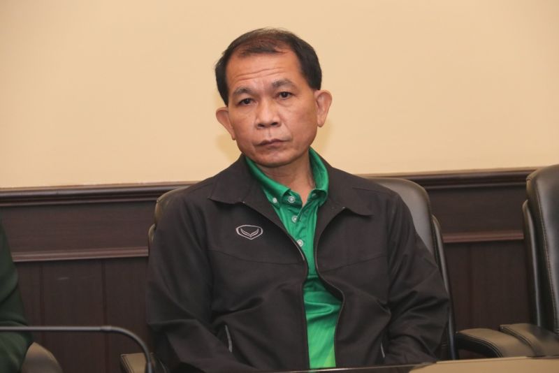 ครูและบุคลากรโรงเรียนเทพศิรินทร์ ช่วยตำรวจที่ประสบอุบัติเหตุบนถนน