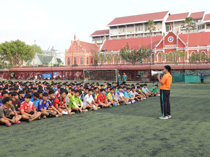 โรงเรียนเทพศิรินทร์เปิดคัดนักกีฬาฟุตบอล ปีการศึกษา 2567