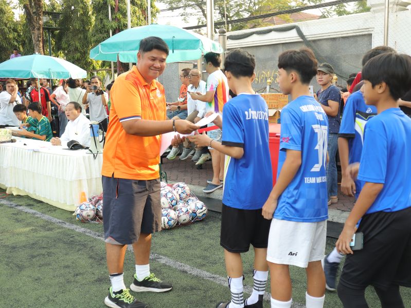โรงเรียนเทพศิรินทร์เปิดคัดนักกีฬาฟุตบอล ปีการศึกษา 2567