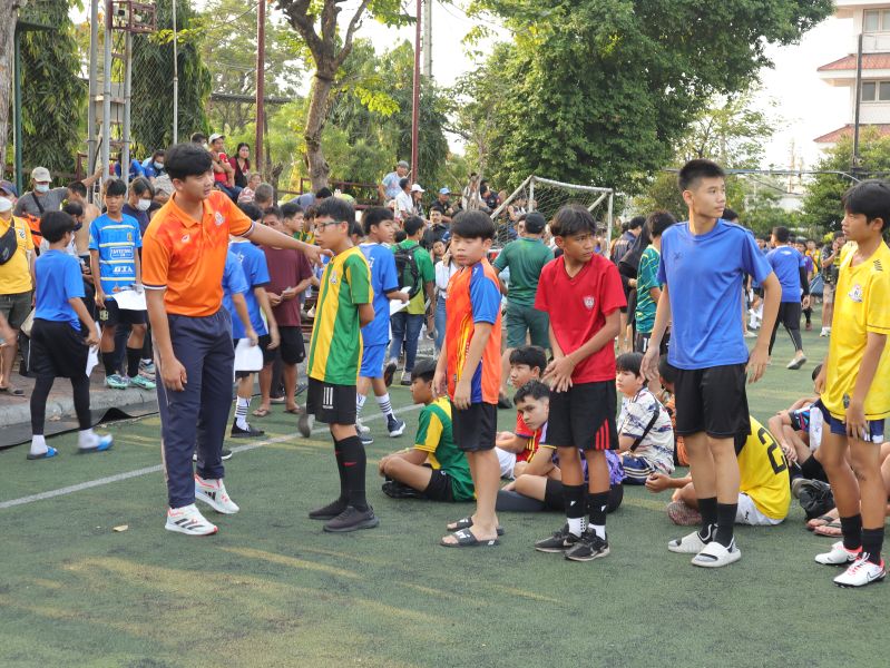โรงเรียนเทพศิรินทร์เปิดคัดนักกีฬาฟุตบอล ปีการศึกษา 2567