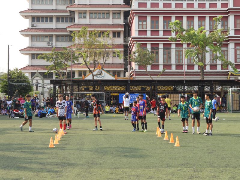 โรงเรียนเทพศิรินทร์เปิดคัดนักกีฬาฟุตบอล ปีการศึกษา 2567