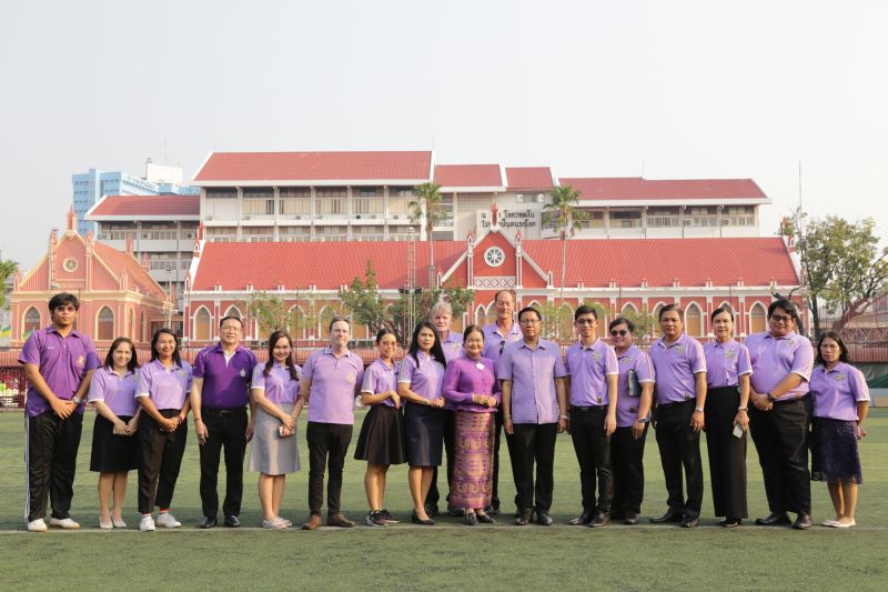 ชาวเทพศิรินทร์รวมใจ แสดงความจงรักภักดีต่อสถาบัน