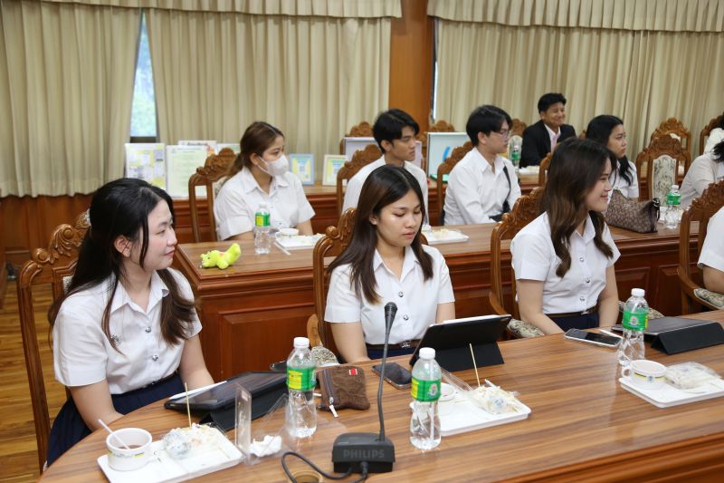 โรงเรียนเทพศิรินทร์ ให้การต้อนรับนิสิตระดับปริญญาบัณฑิต  คณะครุศาสตร์จุฬาลงกรณ์มหาวิทยาลัย เข้ามาศึกษาดูงาน
