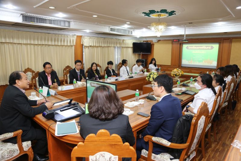 โรงเรียนเทพศิรินทร์ ให้การต้อนรับนิสิตระดับปริญญาบัณฑิต  คณะครุศาสตร์จุฬาลงกรณ์มหาวิทยาลัย เข้ามาศึกษาดูงาน