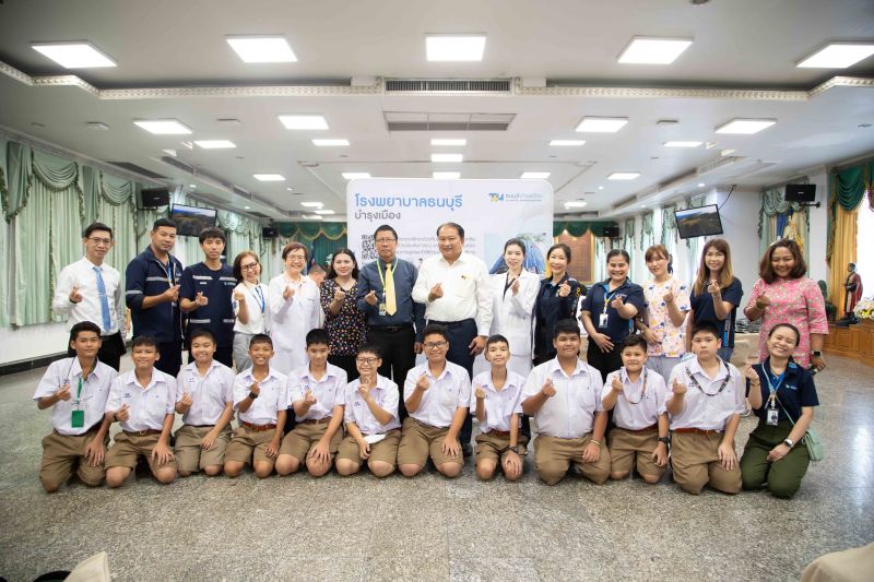 กิจกรรมให้ความรู้ด้านโภชนาการและการเจริญเติบโต  และอบรมการช่วยชีวิตขั้นพื้นฐานและการปฐมพยาบาลเบื้องต้น 