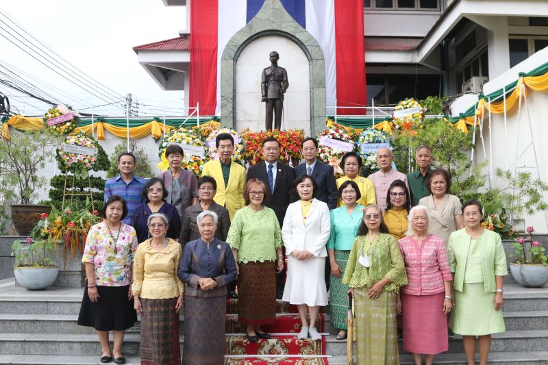 พิธีถวายราชสักการะพระบรมราชานุสาวรีย์  พระบาทสมเด็จพระปรเมนทรมหาอานันทมหิดล พระอัฐมรามาธิบดินทร