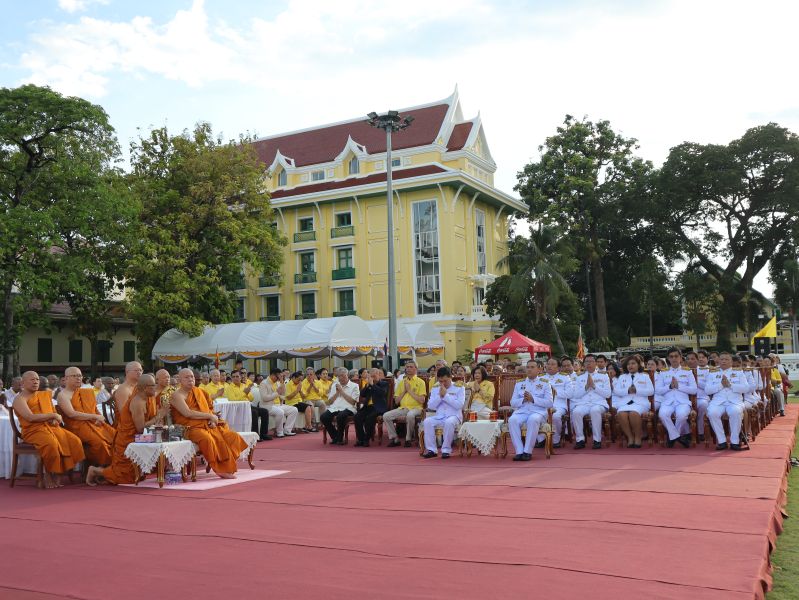 พิธีบรรพชาอุปสมบทกุลบุตรชาวศรีลังกาจำนวน 73 คน  ถวายเป็นพระราชกุศลแด่ พระบาทสมเด็จพระวชิรเกล้าเจ้าอยู่หัว