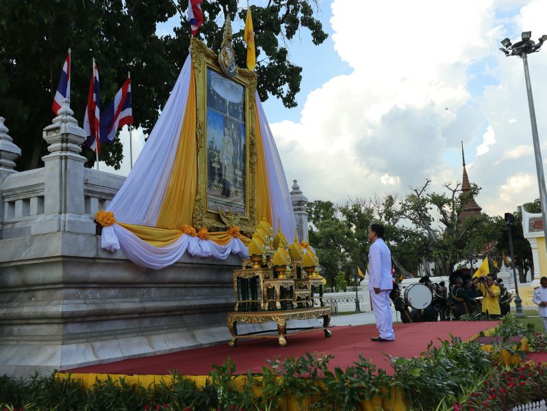 พิธีบรรพชาอุปสมบทกุลบุตรชาวศรีลังกาจำนวน 73 คน  ถวายเป็นพระราชกุศลแด่ พระบาทสมเด็จพระวชิรเกล้าเจ้าอยู่หัว