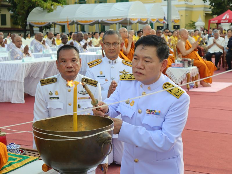 พิธีบรรพชาอุปสมบทกุลบุตรชาวศรีลังกาจำนวน 73 คน  ถวายเป็นพระราชกุศลแด่ พระบาทสมเด็จพระวชิรเกล้าเจ้าอยู่หัว