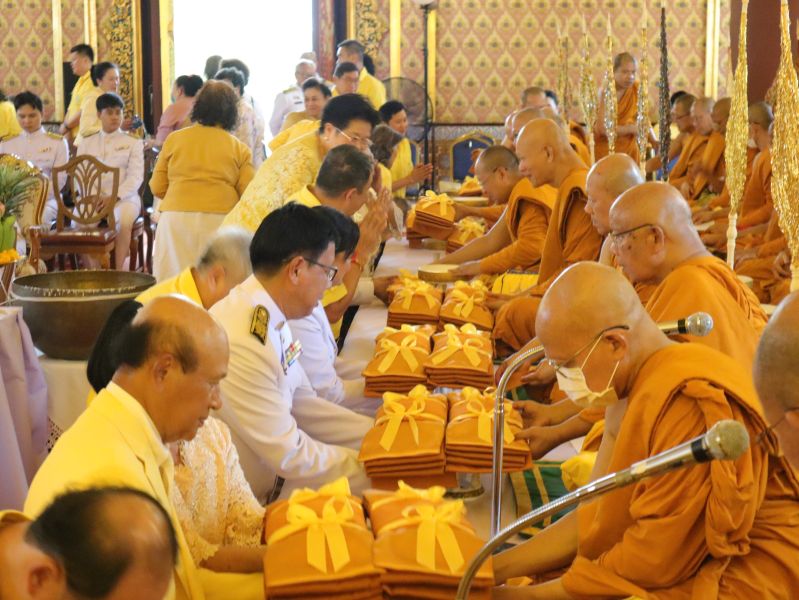 พิธีเจริญพระพุทธมนต์นวัคคหายุสมธัมม์ เสริมสิริมงคลวันพระบรมราชสมภพ  ถวายพระพรชัยมงคล พระบาทสมเด็จพระวชิรเกล้าเจ้าอยู่หัว