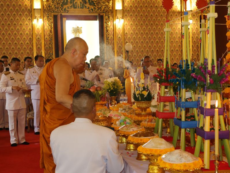 พิธีเจริญพระพุทธมนต์นวัคคหายุสมธัมม์ เสริมสิริมงคลวันพระบรมราชสมภพ  ถวายพระพรชัยมงคล พระบาทสมเด็จพระวชิรเกล้าเจ้าอยู่หัว