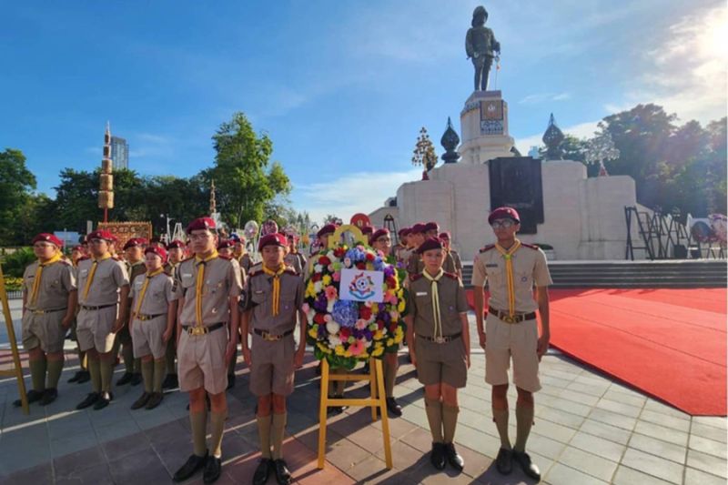 พิธีถวายราชสดุดีพระบาทสมเด็จพระมงกุฎเกล้าเจ้าอยู่ เนื่องในวันสมเด็จพระมหาธีรราชเจ้า