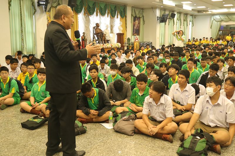 สมาคมผู้ปกครองและครูโรงเรียนเทพศิรินทร์ จับมือ โรงเรียนเทพศิรินทร์  จัดหนัก จัดเต็ม!!! เตือนภัยโลกออนไลน์