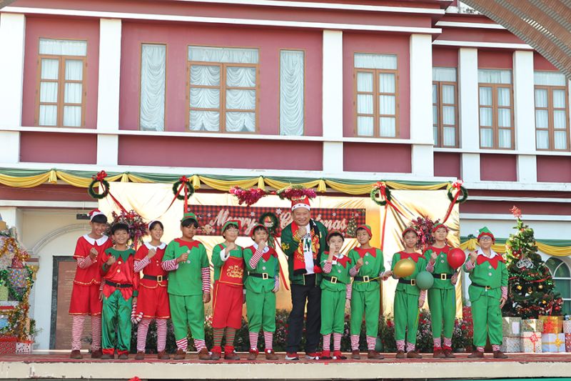 กิจกรรม DS X’Mas 2024 โดยกลุ่มสาระการเรียนรู้ภาษาต่างประเทศ