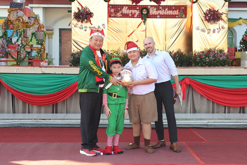 กิจกรรม DS X’Mas 2024 โดยกลุ่มสาระการเรียนรู้ภาษาต่างประเทศ