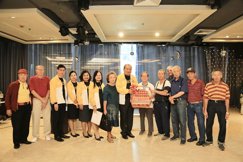 โรงเรียนเทพศิรินทร์ รับมอบเงินบริจาค จาก คุณอนันต์ อริยะชัยพาณิชย์