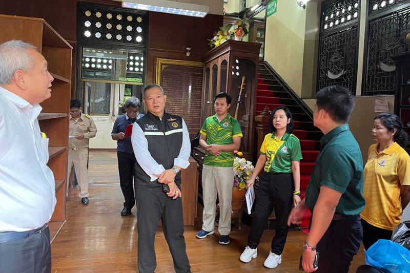 โรงเรียนเทพศิรินทร์ ตรวจสอบโครงสร้างตึกหลังเกิดเหตุแผ่นดินไหวโรงเรียนเทพศิรินทร์ ตรวจสอบโครงสร้างตึกหลังเกิดเหตุแผ่นดินไหว