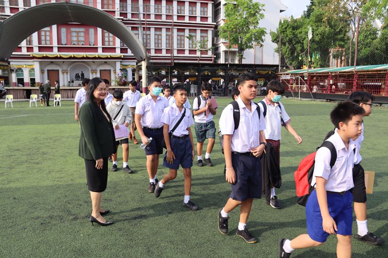 ตรวจเยี่ยมสนามสอบคัดเลือกนักเรียนชั้นมัธยมศึกษาปีที่ 1 ปีการศึกษา 2568